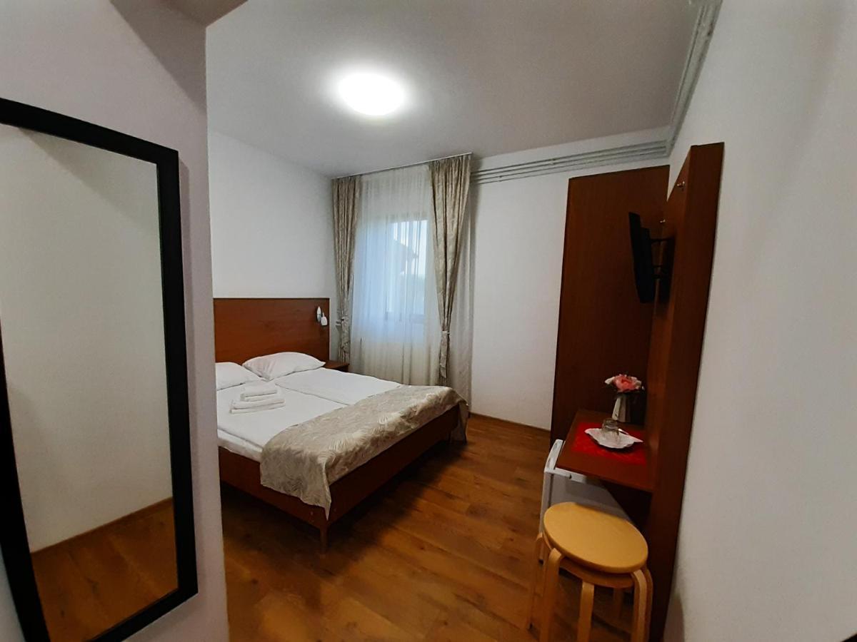 Mirana-Marginimea Sibiului Hotel Cristian  Ngoại thất bức ảnh